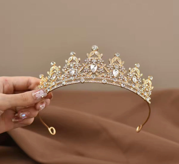 Luxe Tiara Gold Birthday Crown - Silver