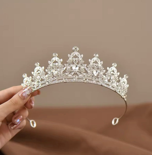 Luxe Tiara Silver Birthday Crown - Silver